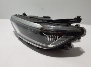 Volkswagen Passat B8 (2014–2023) Esituli 3G1941081P - 5
