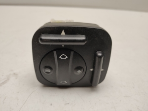   Front seat adjustment switch (on seat)  - A2118000878 