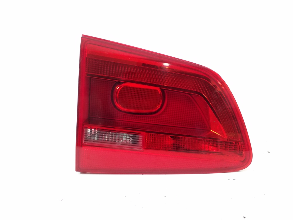 Volkswagen Touran II (2010–2015) Tagatuli tagaluugil 1T0945093 Volkswagen Touran II (2010–2015) Tagatuli tagaluugil 1T0945093
