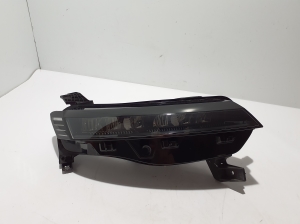 Scheinwerfer vorne - 260109843R