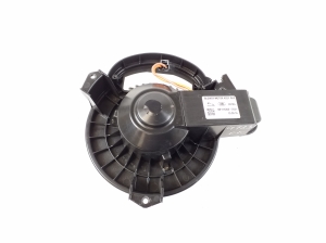Jaguar XE (2015–2026) Salongi puhuri mootor GX7318456BA - 3