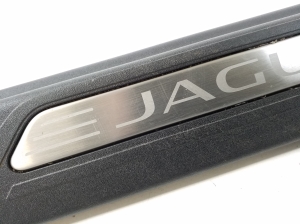 Jaguar XE (2015–2026) Inner sill trim GX7313201EC - 3