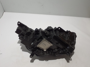 RENAULT Kangoo III (2021–2026) Esituli 260608525R - 3