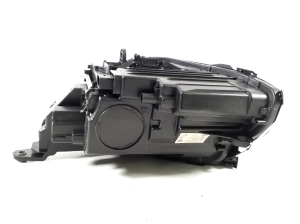 Mercedes Benz E-Class W213 (2017–2026) Scheinwerfer vorne A2139068808 - 2