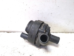 Mercedes Benz S-Class 221 (2005–2013) Auxiliary water pump A2218350164 - 2