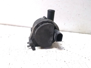 Mercedes Benz S-Class 221 (2005–2013) Auxiliary water pump A2218350164 - 3