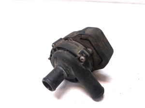 Mercedes Benz E-Class W212 (2009–2015) Auxiliary water pump A2118350028 - 2