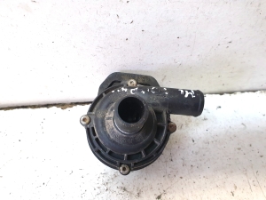 Mercedes Benz E-Class W212 (2009–2015) Auxiliary water pump A2117350028 - 3