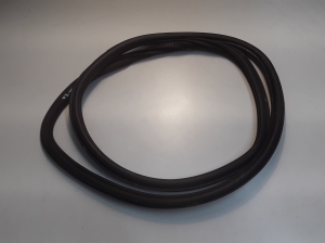 Rear side door seal on the door - 658867367B