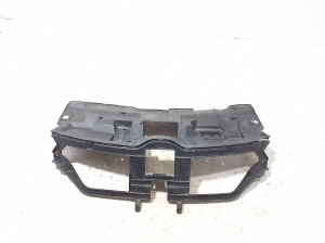Front grille bracket - 620363881R