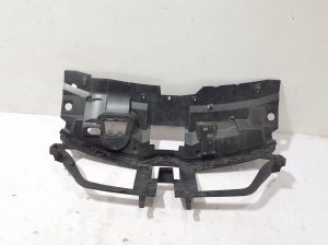RENAULT Talisman II (2015–2026) Front grille bracket 620363881R - 4