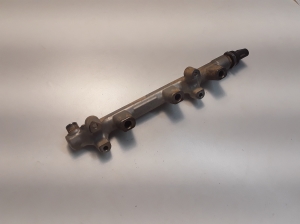 Skoda Kamiq (2019–2026) Common Rail Kraftstoffleitung 05C133320A - 2