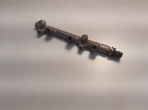 Skoda Kamiq (2019–2026) Common Rail Kraftstoffleitung 05C133320A - 4