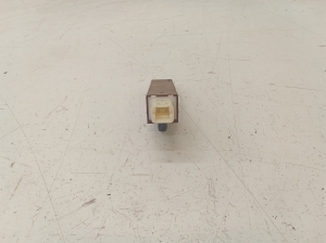 LEXUS GX (2009–2026) Antenas pastiprinātājs PA66GF33 - 3