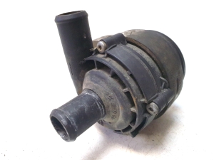 Mercedes Benz CLS-Class 218 (2011–2018) Auxiliary water pump A2118350028 - 6