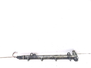 Mercedes Benz C-Class 203 (2000–2007) Common Rail Kraftstoffleitung A6110700495