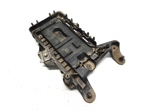 Volkswagen Caddy III (2004–2015) Batteriehalter 1K0915333 - 2