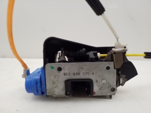 AUDI A4 B5 (1994–2001) Tailgate lock 8D0839015A - 2