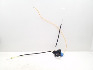 Tailgate lock - 8D0839015A