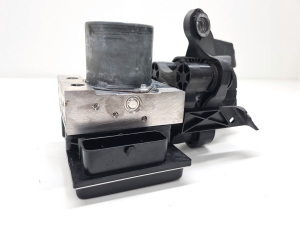   ABS-Hydraulikblock und seine Teile  - A2124313512 