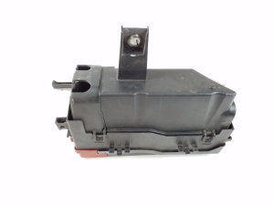 Jaguar XE (2015–2026) Kaitsmekarbi korpus kapoti all GX7314A067AA - 3