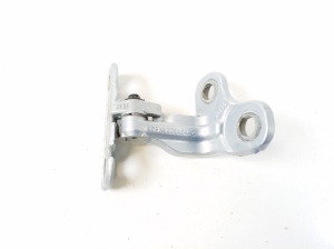   Rear side door lower hinge  - CPLA228A64AD 
