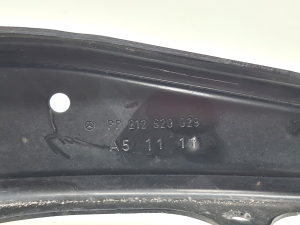 Mercedes Benz E-Class W212 (2009–2015) Scheinwerferhalter 2126200191 - 4