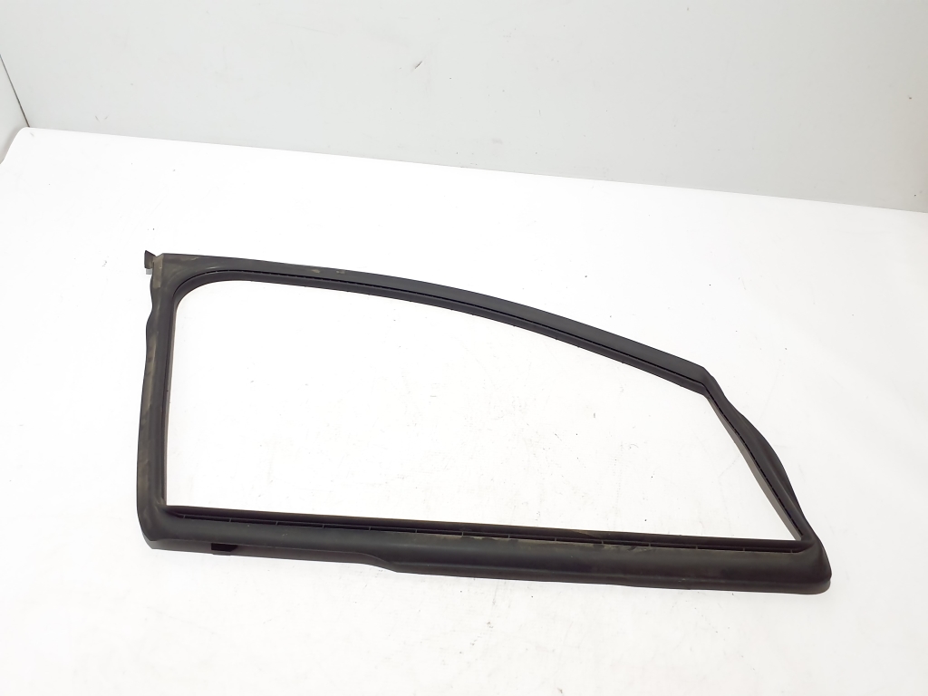 Porsche Panamera 971 (2016–2026) Front door rubber seal 971837432A Porsche Panamera 971 (2016–2026) Front door rubber seal 971837432A