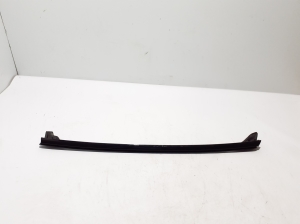Aizmugurējo sānu durvju stikla ārējā līste - 971839120B
