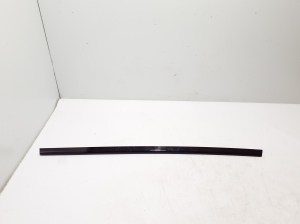 Tagumise külgukse klaasi välimine liist - 971839476A