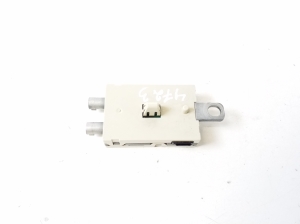 Jaguar XE (2015–2026) Antenas pastiprinātājs GX7318C847CA - 4