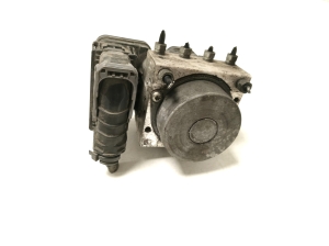 TOYOTA Prius W50 (2015–2020) ABS bloks 4451047070 - 2