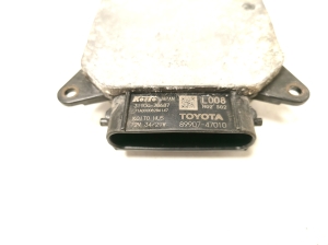 TOYOTA Prius W50 (2015–2020) Xenon headlight control unit 8990747010 - 3