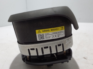 VOLVO XC60 (2017–2026) Fahrerairbag 31690213 - 2