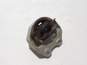 Dacia Spring (2021–2026) Engine mount 112112664R - 3