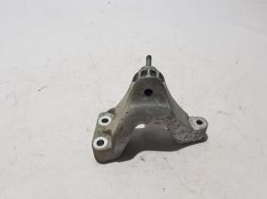   Motorhalter  - 112329338R 