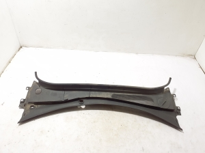   Grille d’auvent (garniture du mécanisme d’essuie-glace)  - 31424910 