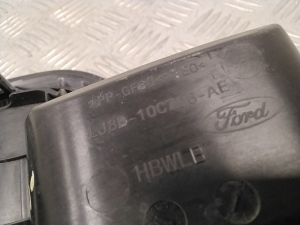 Ford Mustang Mach-E Mach-E (2020–2026) Bouchon de remplissage de carburant LJ8B10C706AE - 4