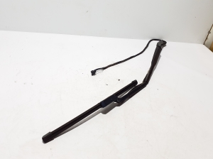 VOLVO XC60 (2017–2026) Windshield wiper arm 31662318 - 3