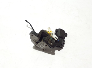 Dacia Spring (2021–2026) Rear side door lock 825023234R - 2