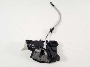 Volkswagen T-Roc (2017–2026) Front door lock 3J1837016 - 4