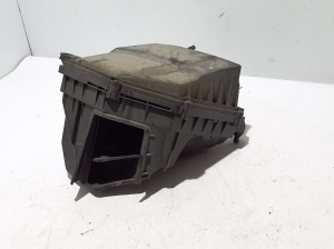 VOLVO XC60 (2017–2026) Boîtier de filtre à air 31474862 - 3