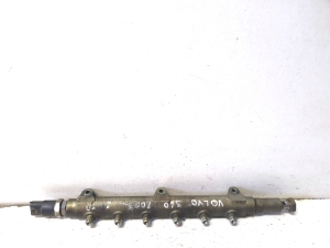 VOLVO V70 II (2000–2007) Common Rail Kraftstoffleitung 0445215010 - 5