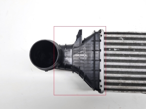 Mercedes Benz E-Class W212 (2009–2015) Vahejahuti radiaator ja selle osad A2045000200 - 2