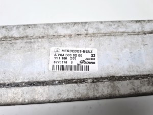 Mercedes Benz E-Class W212 (2009–2015) Vahejahuti radiaator ja selle osad A2045000200 - 4