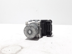 VOLVO XC60 (2017–2026) ABS plokk 32214774 - 4