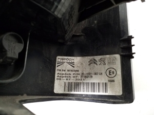 Opel Combo E (2018–2026) Tagumine nurgatuli 9819235880 - 3