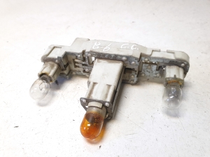 Volkswagen Passat B6 (2005–2010) Tagumise nurgatule pirnipesa 3C8945257 - 3