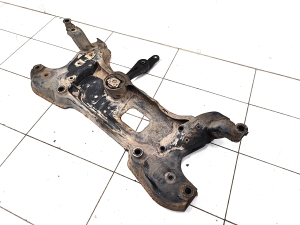 Volkswagen Caddy III (2004–2015) Front subframe - 4