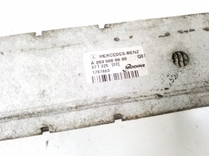 Mercedes Benz SLK-Class 171 (2004–2011) Vahejahuti radiaator A2035000600 - 4